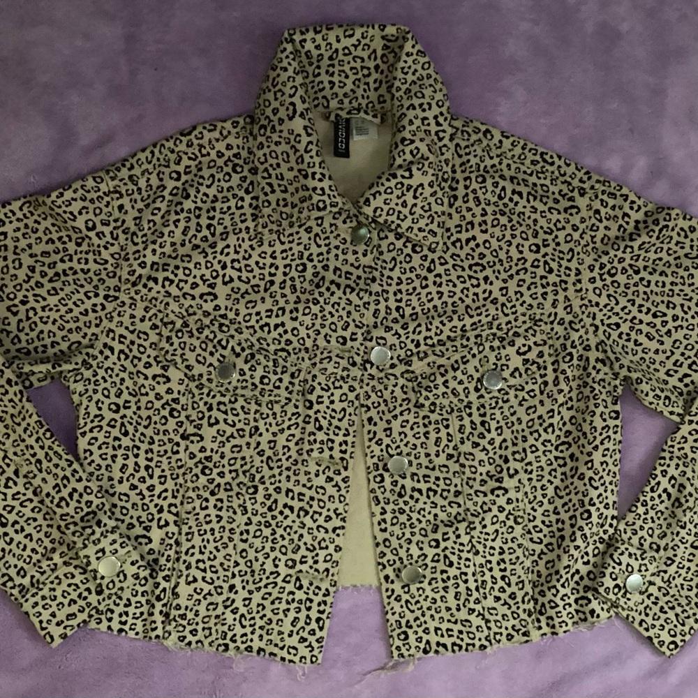 H&M Divided Animal Print Jacket